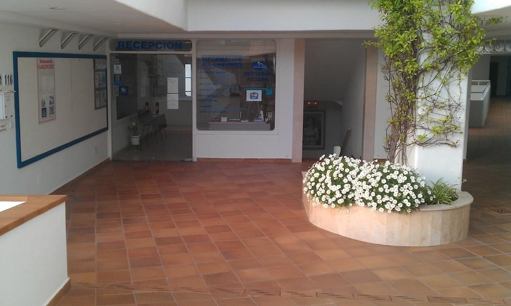 Hamilton Court Aparthotel Santo Tomás Εξωτερικό φωτογραφία